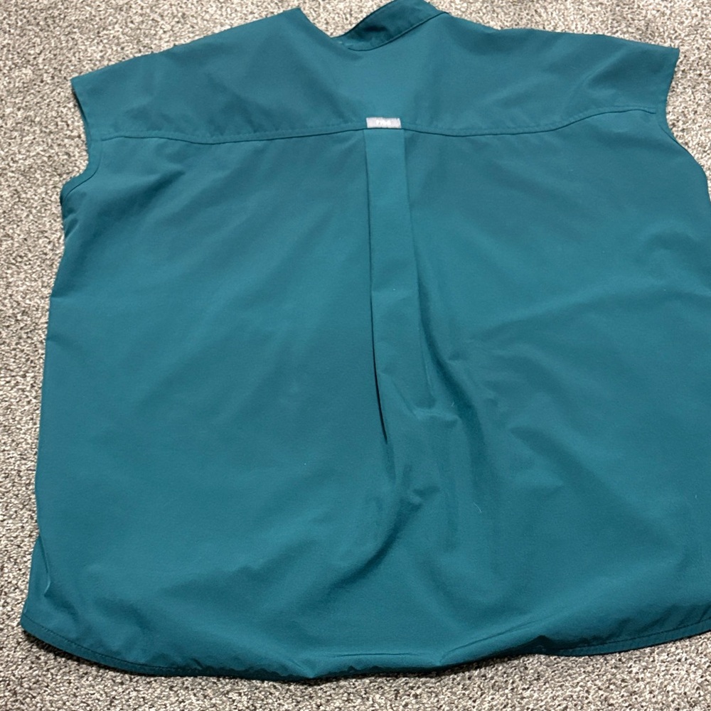 Figs Women's Teal Scrub Set with Aqua Drawstrings Fionx Material - Picture 11 of 12
